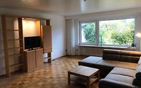 Grosszuegige Ferienwohnung in ruhiger Lage